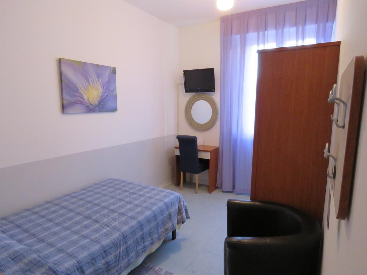 Hotel Marta Forlì Exteriör bild